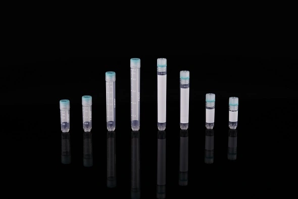 冻存管，4.0ml，双射内旋，圆底可立，灭菌